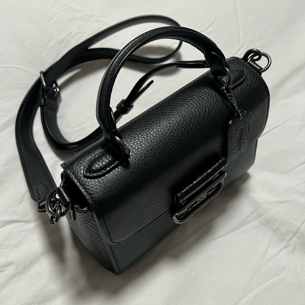 Black coach crossbody Bag - Picture 4 of 7